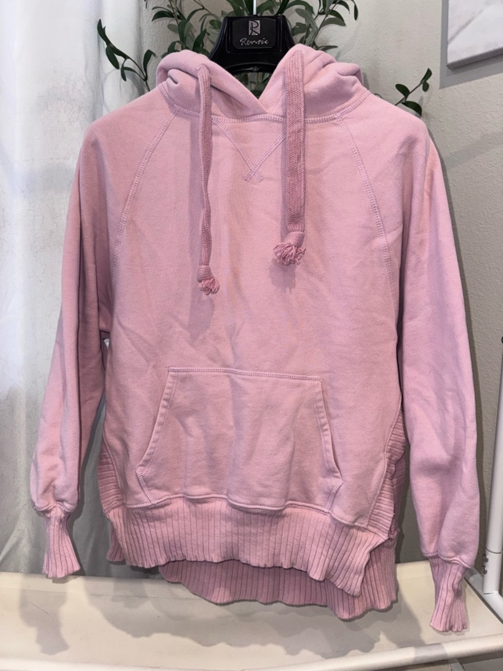 American Eagle Outfitters Dusty Pink Hooded Pullover Sweatshirt